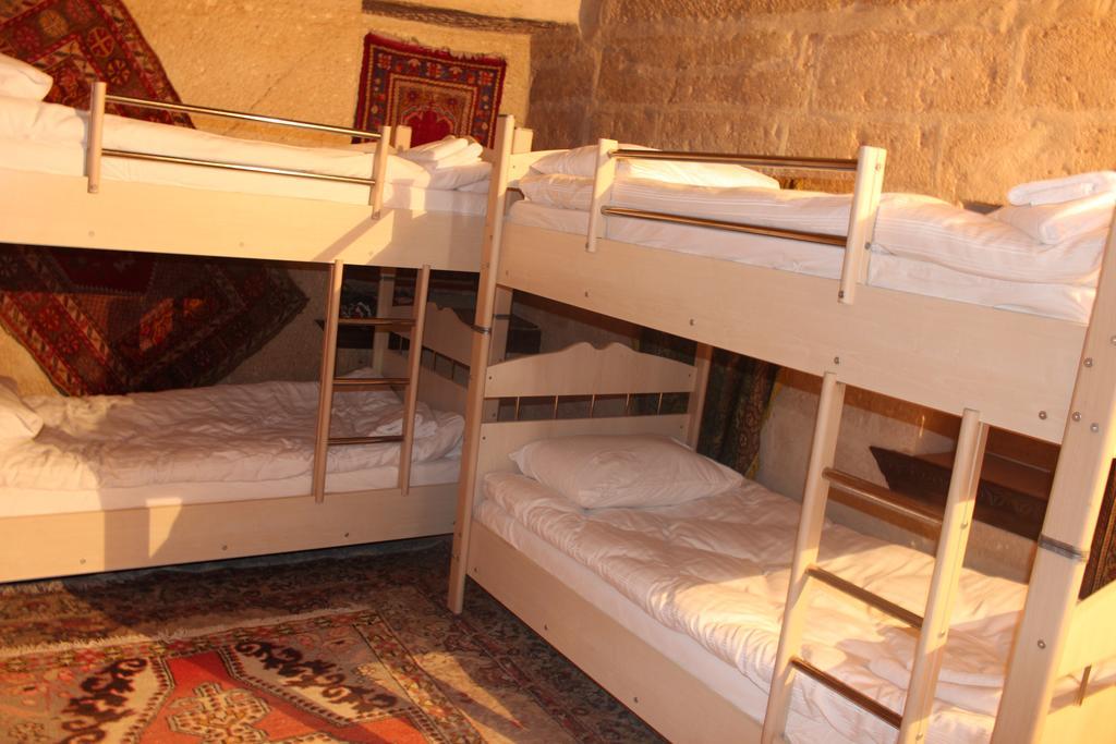 Stay In Peace Cave Hostel Göreme Exterior photo