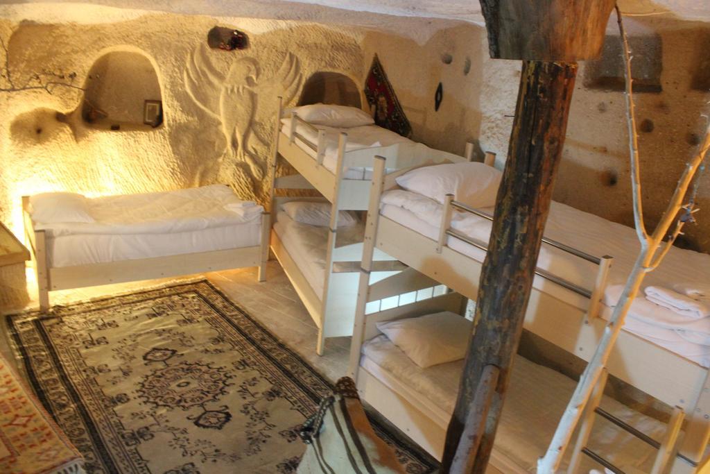 Stay In Peace Cave Hostel Göreme Exterior photo