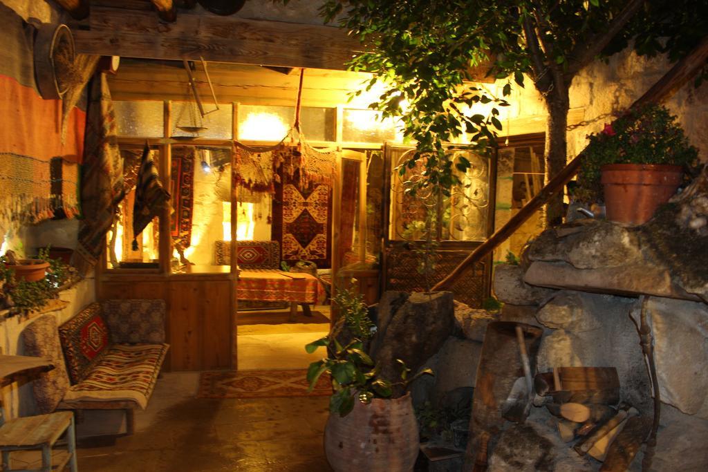 Stay In Peace Cave Hostel Göreme Exterior photo
