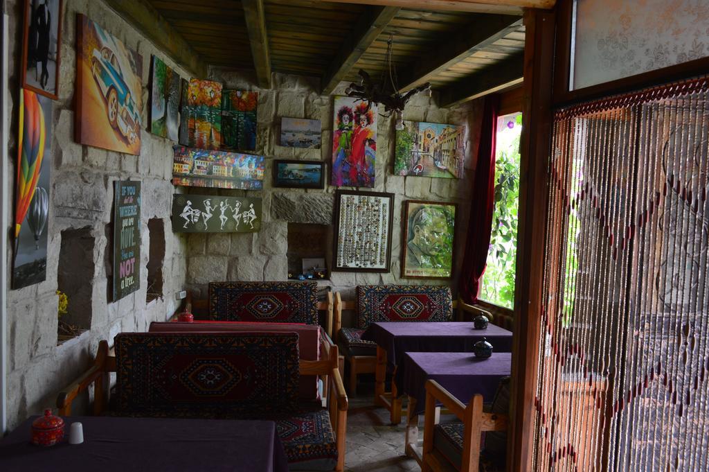 Stay In Peace Cave Hostel Göreme Exterior photo