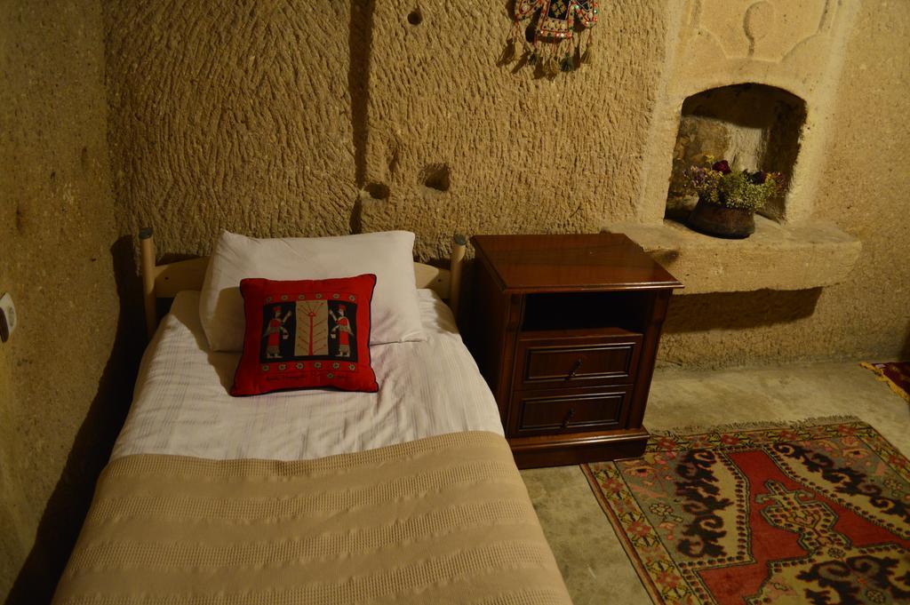Stay In Peace Cave Hostel Göreme Exterior photo