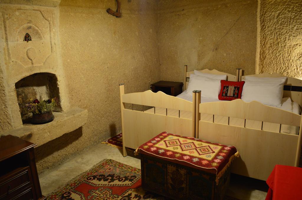 Stay In Peace Cave Hostel Göreme Exterior photo