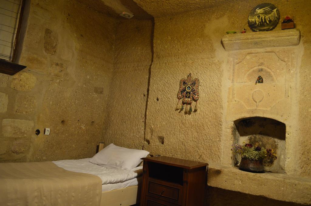 Stay In Peace Cave Hostel Göreme Exterior photo