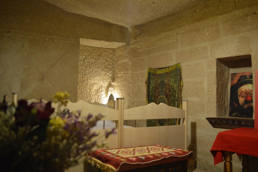 Stay In Peace Cave Hostel Göreme Exterior photo